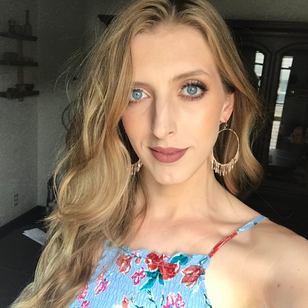 Meet your Posher, Haileigh